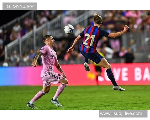 德甲惊天冷门巴萨逆袭曼联5比1补时进球点燃全场激情