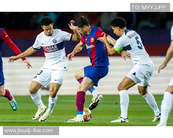 世界杯激战巴黎圣日耳曼逆转多特蒙德补时绝杀引爆全场激情