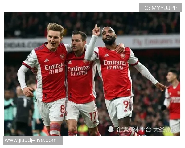 国王杯激战曼联小胜阿森纳点球大战瞬间点燃全场激情