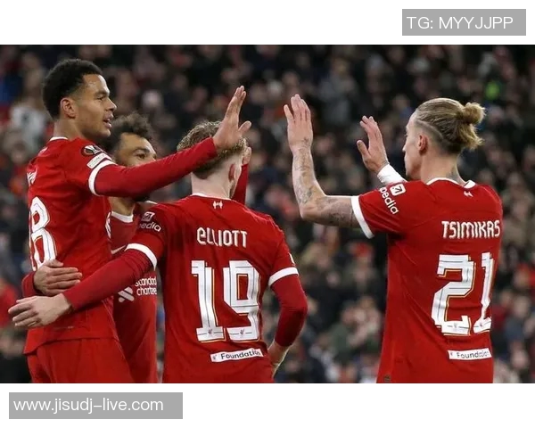 欧冠激战：尤文图斯狂胜利物浦6-2帽子戏法引领全场狂欢与战术解析