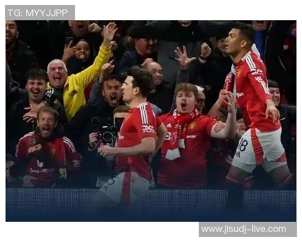 欧联杯惊天冷门里昂大胜曼联引发全场震动与热议