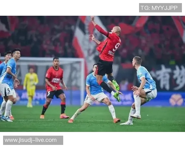 中超激战莱比锡大胜阿森纳争议判罚引发全场沸腾